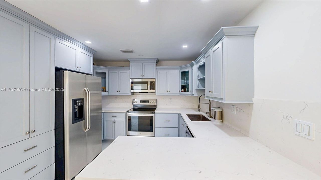 Active With Contract: $510,000 (3 beds, 2 baths, 1629 Square Feet)