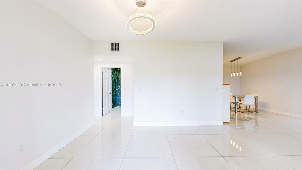 Active With Contract: $510,000 (3 beds, 2 baths, 1629 Square Feet)