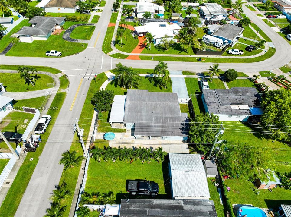 Active With Contract: $510,000 (3 beds, 2 baths, 1629 Square Feet)