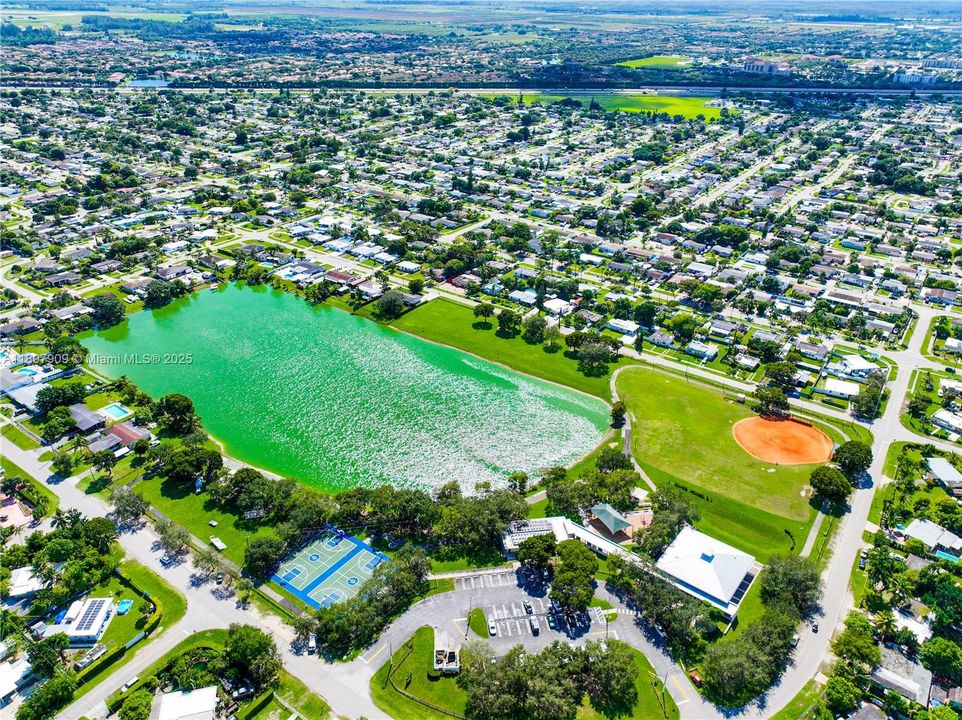 Active With Contract: $510,000 (3 beds, 2 baths, 1629 Square Feet)