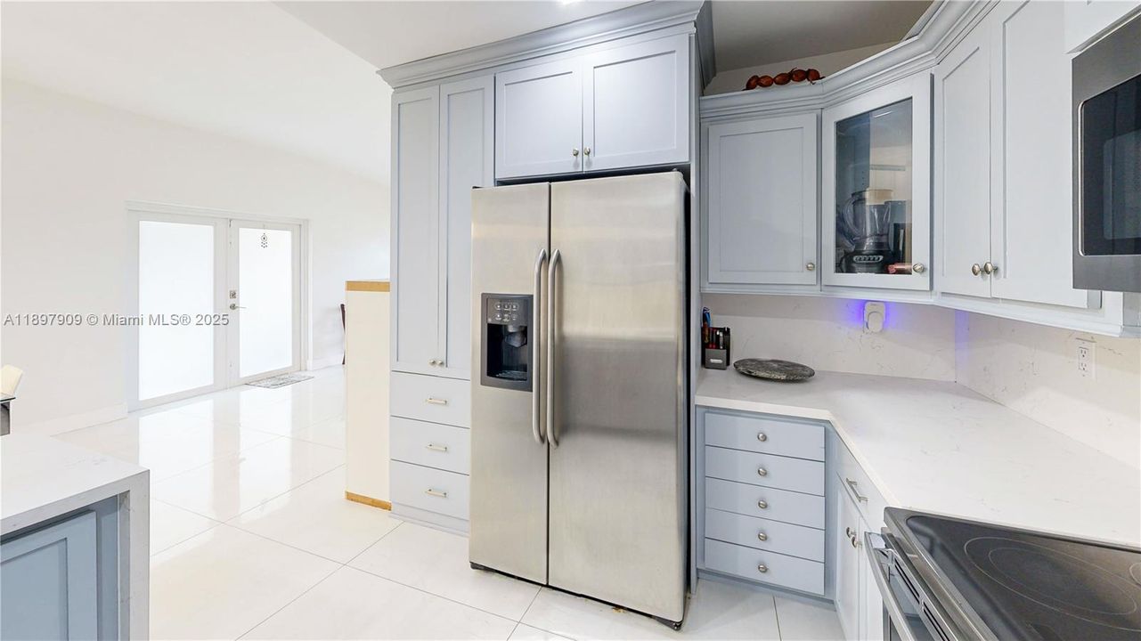 Active With Contract: $510,000 (3 beds, 2 baths, 1629 Square Feet)