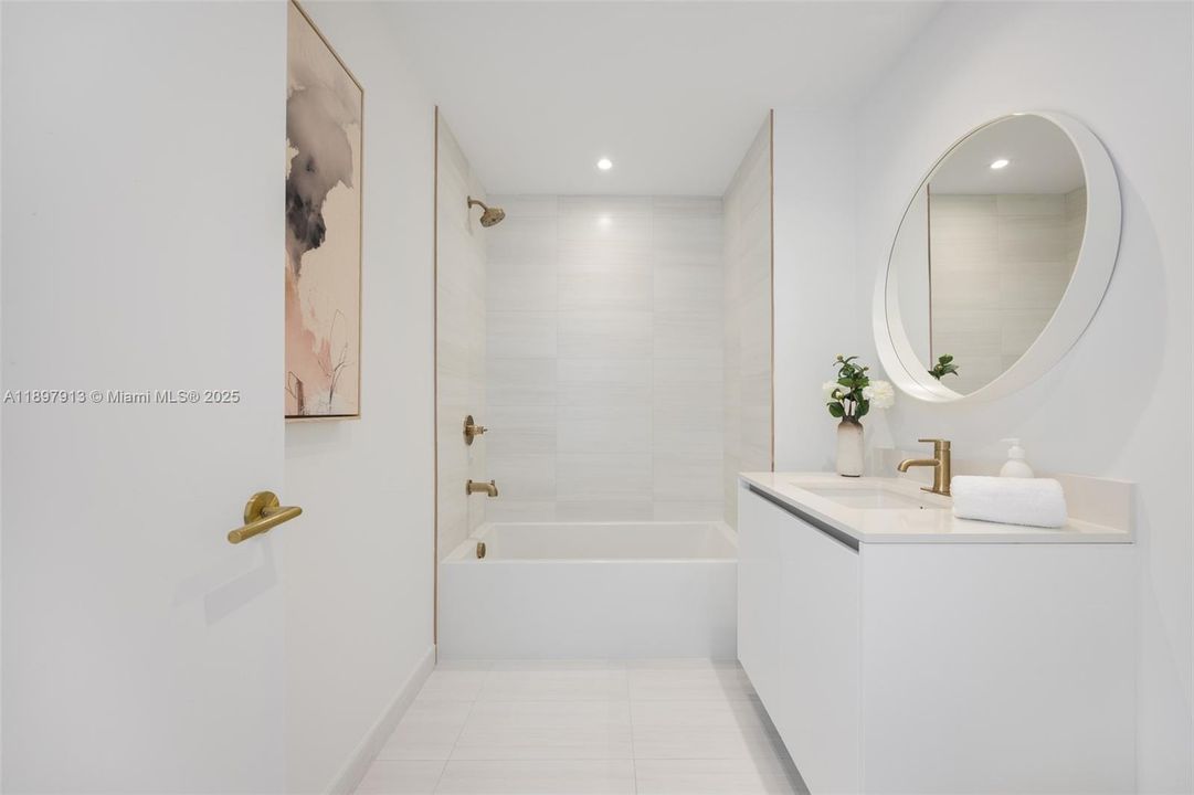 En Venta: $3,495,000 (3 camas, 3 baños, 2058 Pies cuadrados)