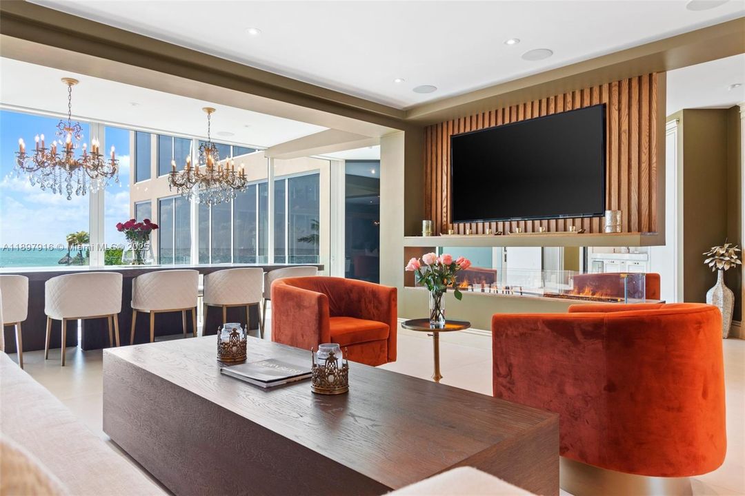 For Sale: $24,995,000 (7 beds, 9 baths, 10182 Square Feet)