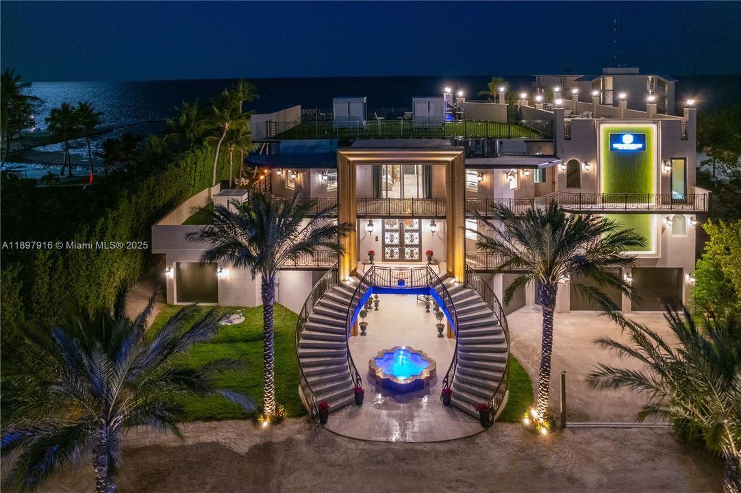 For Sale: $24,995,000 (7 beds, 9 baths, 10182 Square Feet)