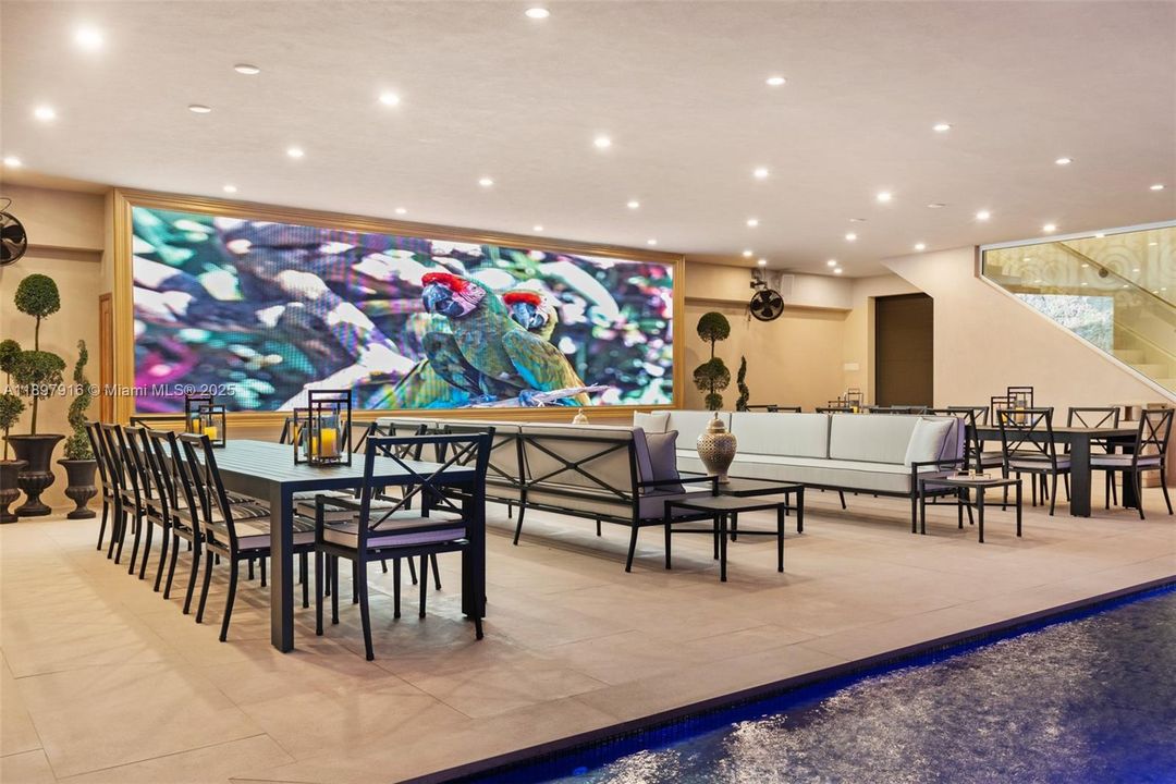 For Sale: $24,995,000 (7 beds, 9 baths, 10182 Square Feet)