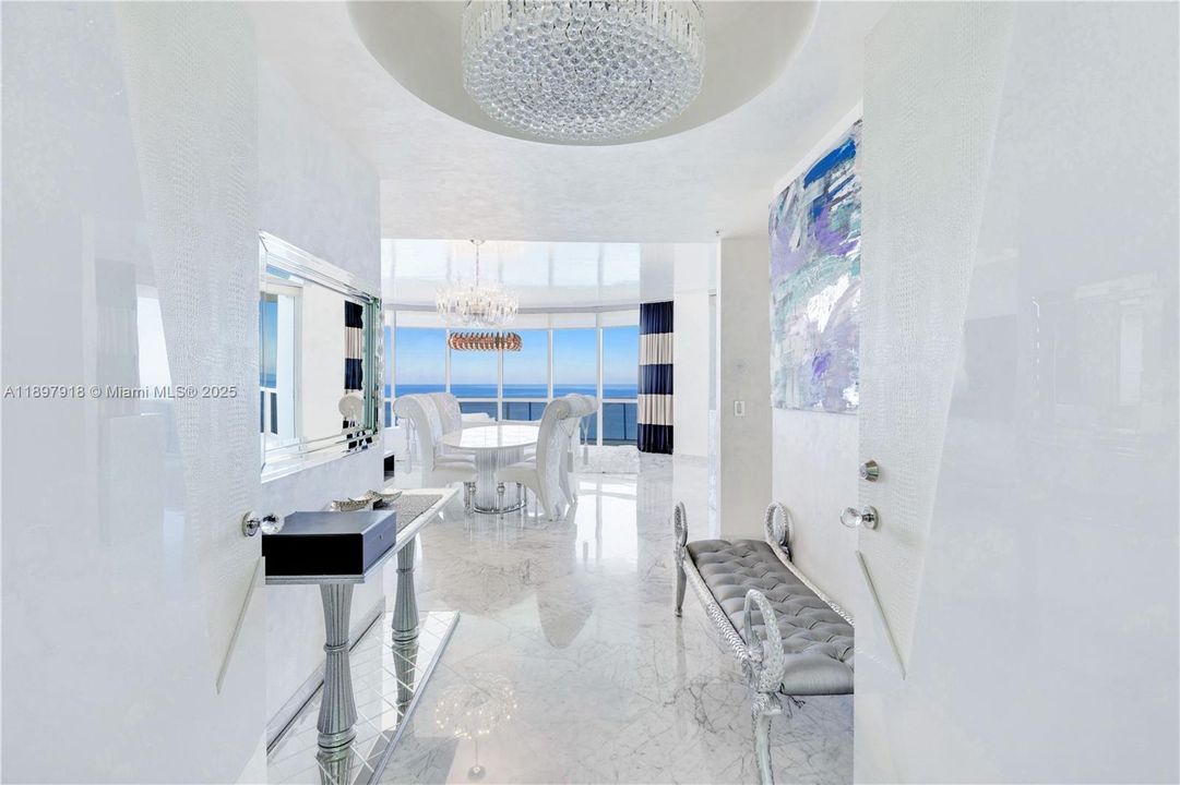 На продажу: $3,190,000 (3 спален, 3 ванн, 2143 Квадратных фут)