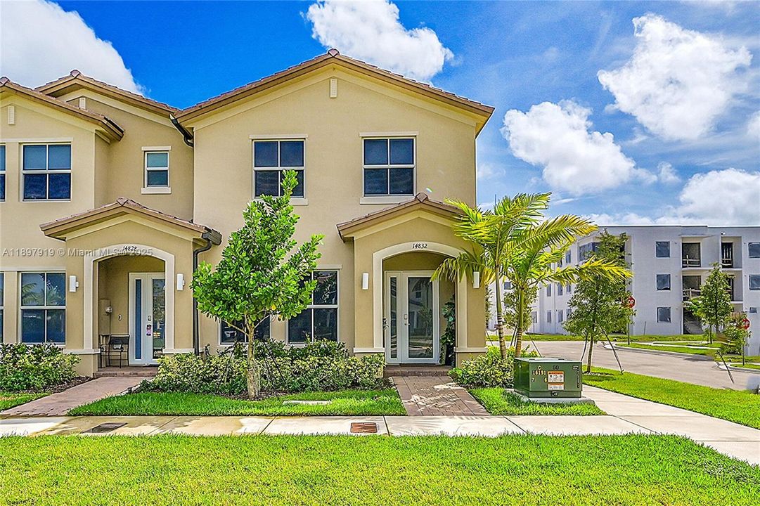 待售: $455,000 (3 贝兹, 2 浴室, 1648 平方英尺)