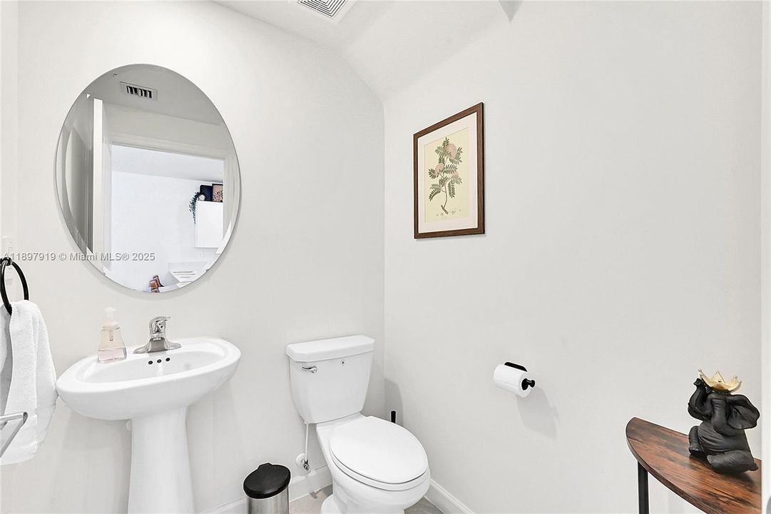 待售: $455,000 (3 贝兹, 2 浴室, 1648 平方英尺)