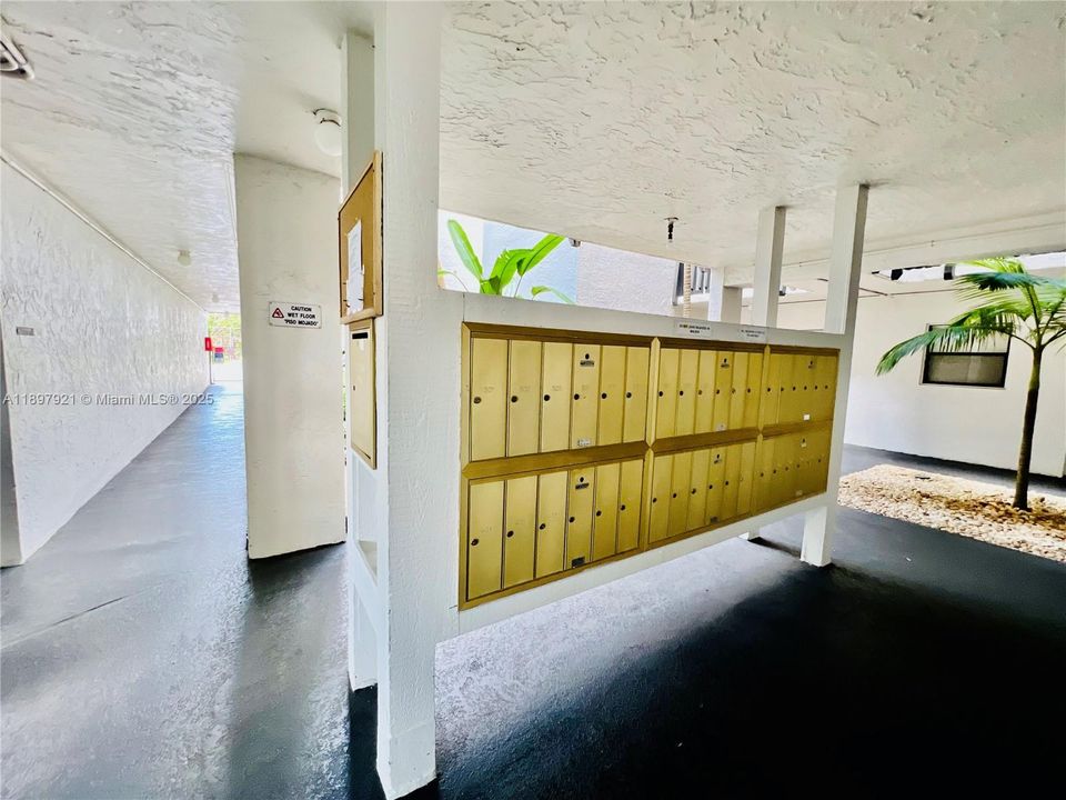 En Venta: $235,900 (2 camas, 2 baños, 1210 Pies cuadrados)