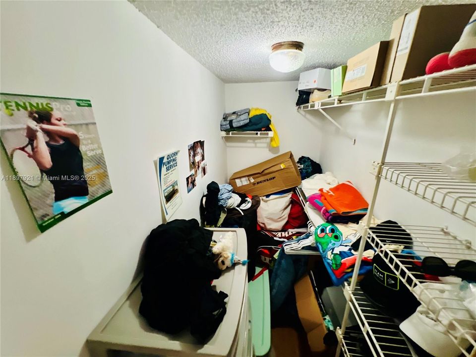 En Venta: $235,900 (2 camas, 2 baños, 1210 Pies cuadrados)