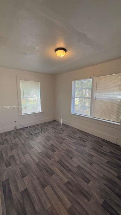 В аренду: $1,500 (5 спален, 1 ванн, 0 Квадратных фут)