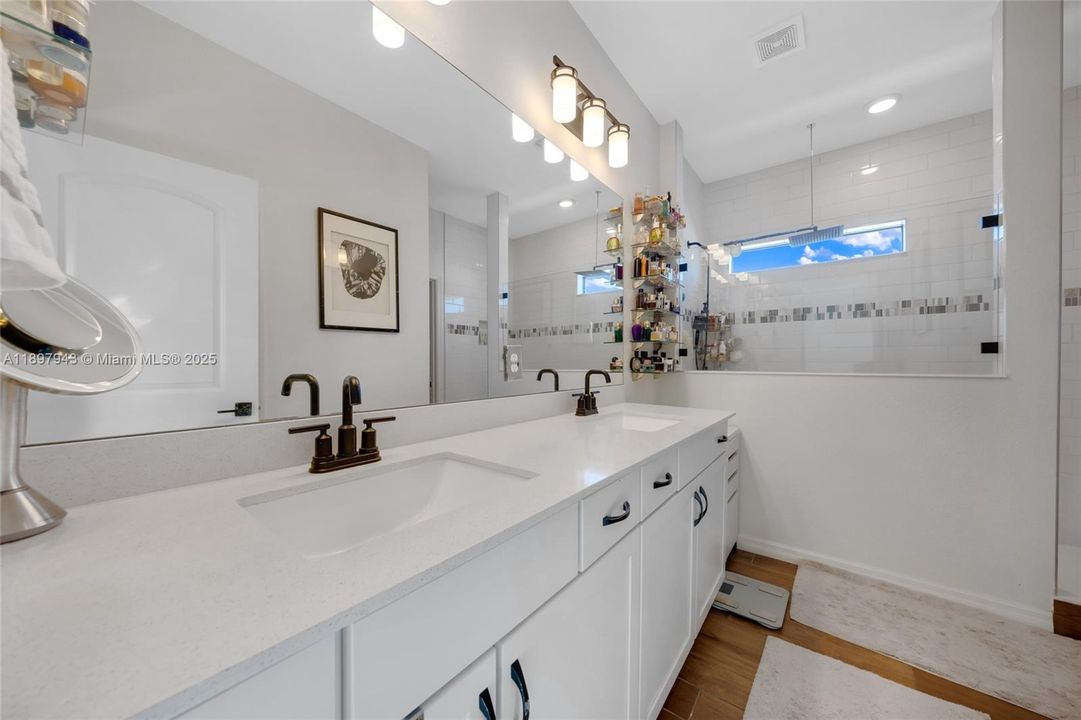 На продажу: $970,000 (3 спален, 2 ванн, 2143 Квадратных фут)