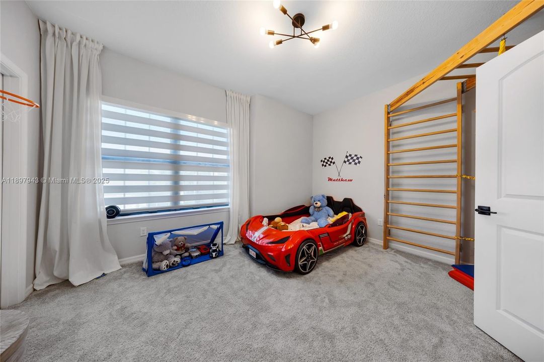 На продажу: $970,000 (3 спален, 2 ванн, 2143 Квадратных фут)