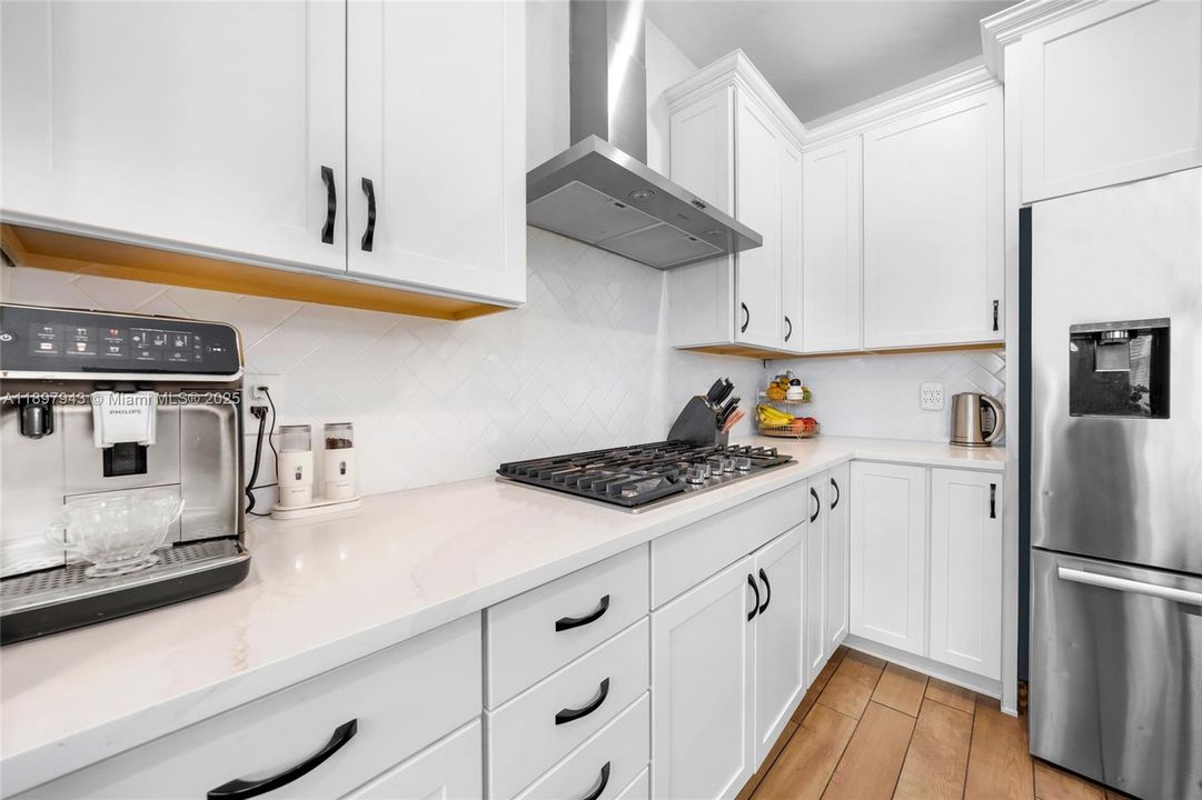 На продажу: $970,000 (3 спален, 2 ванн, 2143 Квадратных фут)