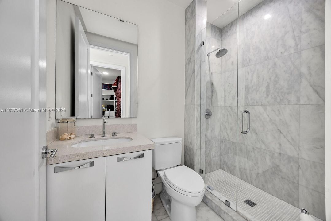 For Sale: $1,650,000 (2 beds, 2 baths, 1972 Square Feet)