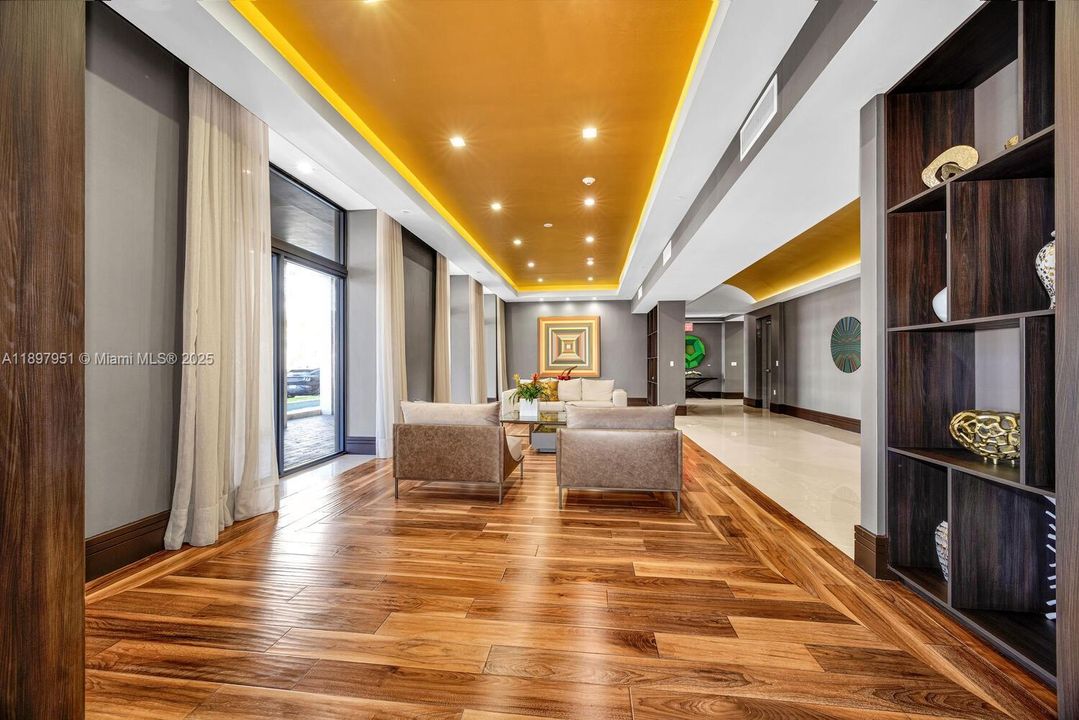 For Sale: $1,650,000 (2 beds, 2 baths, 1972 Square Feet)