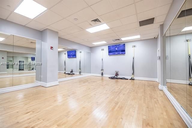 Activo con contrato: $4,500 (1 camas, 1 baños, 745 Pies cuadrados)