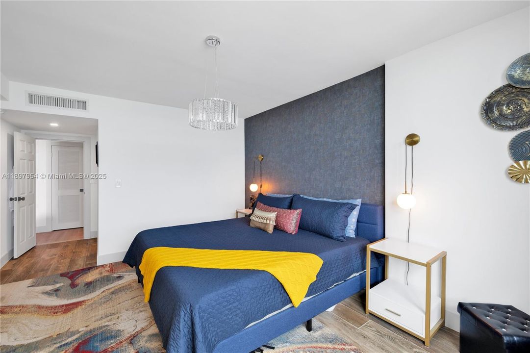 Activo con contrato: $4,500 (1 camas, 1 baños, 745 Pies cuadrados)