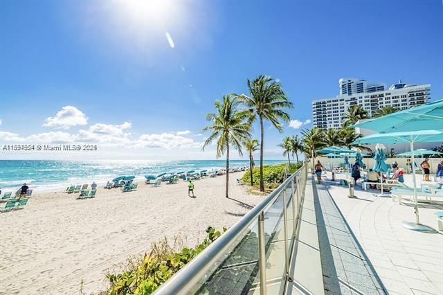 Activo con contrato: $4,500 (1 camas, 1 baños, 745 Pies cuadrados)