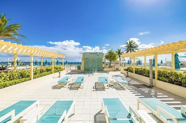 Activo con contrato: $4,500 (1 camas, 1 baños, 745 Pies cuadrados)