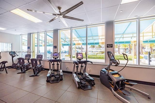 Activo con contrato: $4,500 (1 camas, 1 baños, 745 Pies cuadrados)