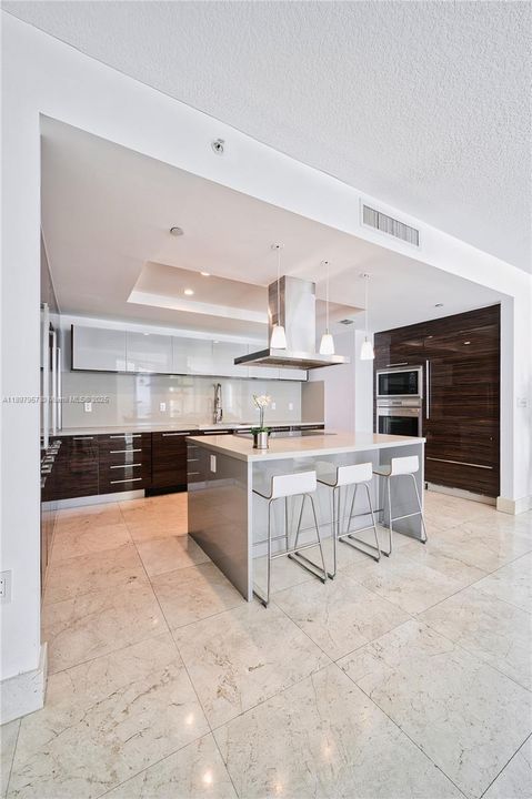 待售: $1,900,000 (4 贝兹, 4 浴室, 2914 平方英尺)