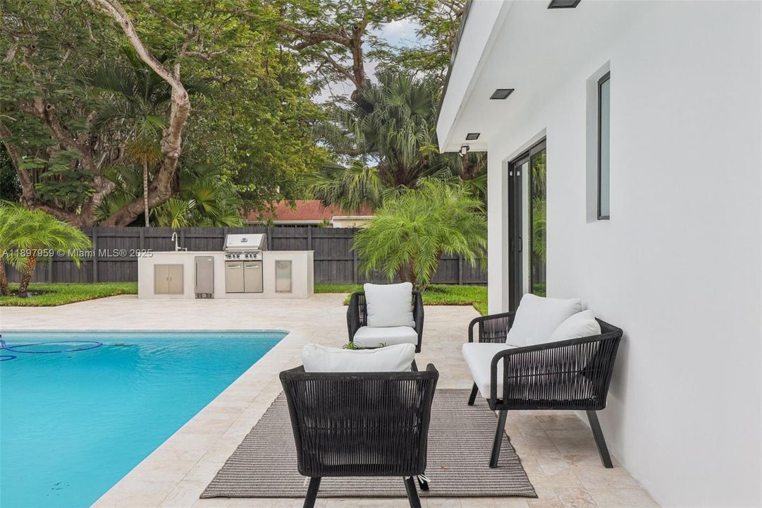 Active With Contract: $1,899,000 (4 beds, 3 baths, 2745 Square Feet)