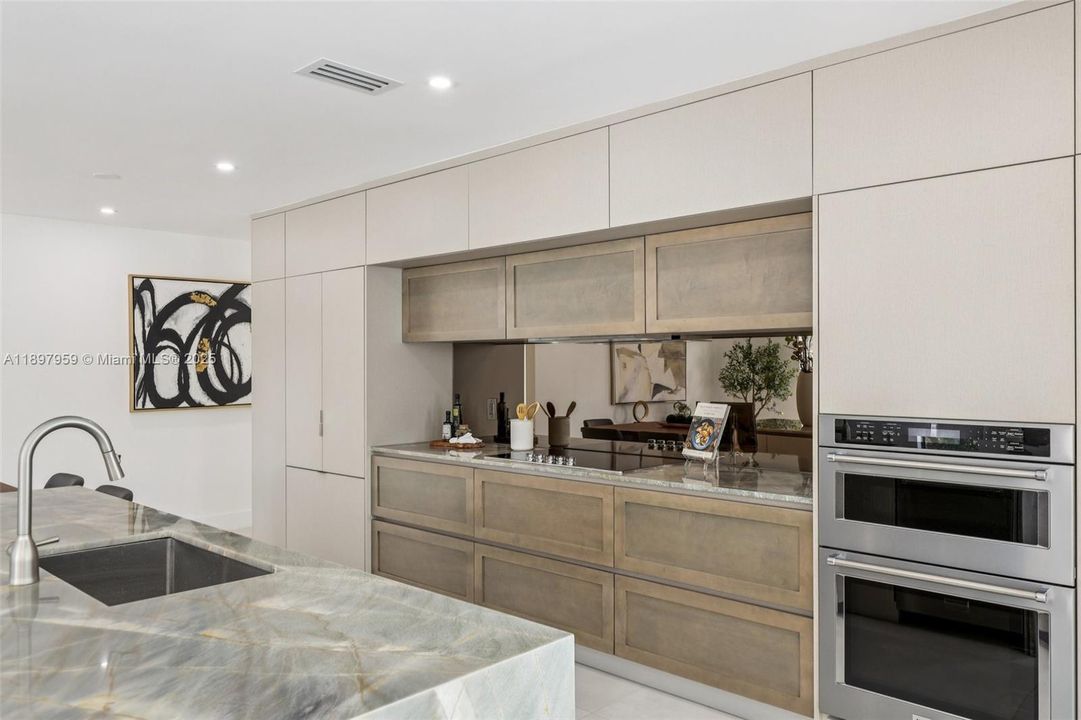 Active With Contract: $1,899,000 (4 beds, 3 baths, 2745 Square Feet)