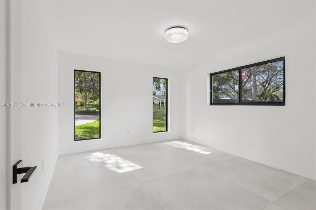 Active With Contract: $1,899,000 (4 beds, 3 baths, 2745 Square Feet)