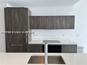 Recientemente alquilado: $5,700 (2 camas, 3 baños, 1186 Pies cuadrados)