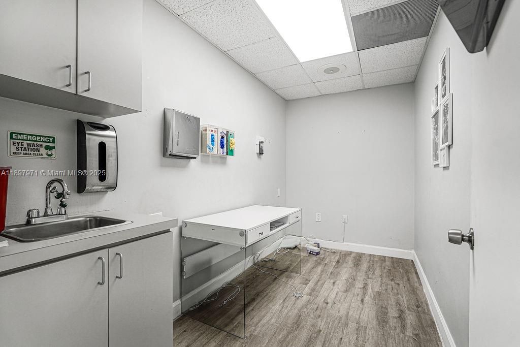 В аренду: $30 (0 спален, 0 ванн, 0 Квадратных фут)