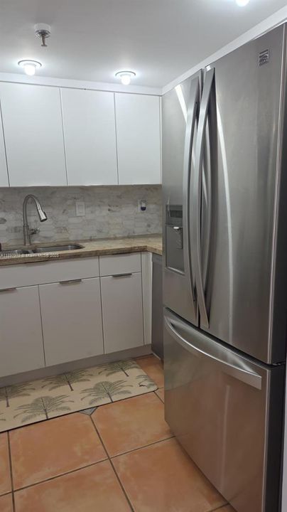 В аренду: $3,200 (3 спален, 2 ванн, 1080 Квадратных фут)