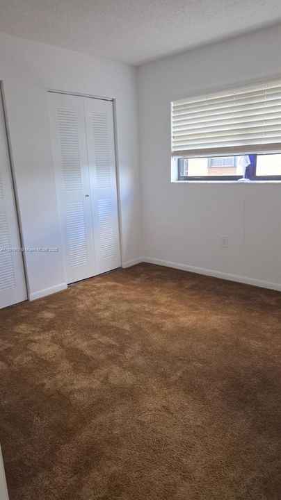 В аренду: $3,200 (3 спален, 2 ванн, 1080 Квадратных фут)