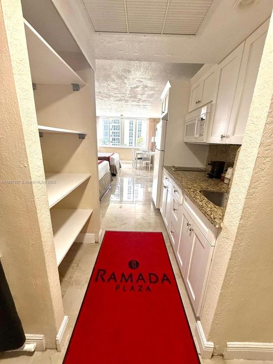 En Venta: $105,000 (0 camas, 1 baños, 420 Pies cuadrados)