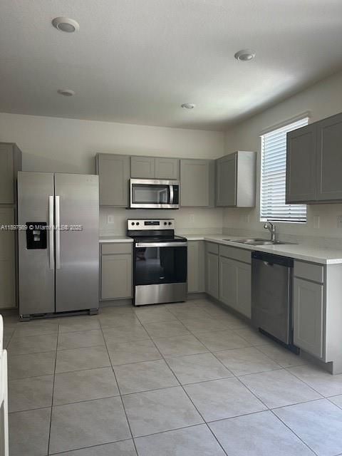 For Rent: $3,350 (3 beds, 3 baths, 1380 Square Feet)
