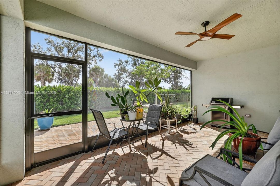 For Sale: $495,000 (3 beds, 2 baths, 1841 Square Feet)