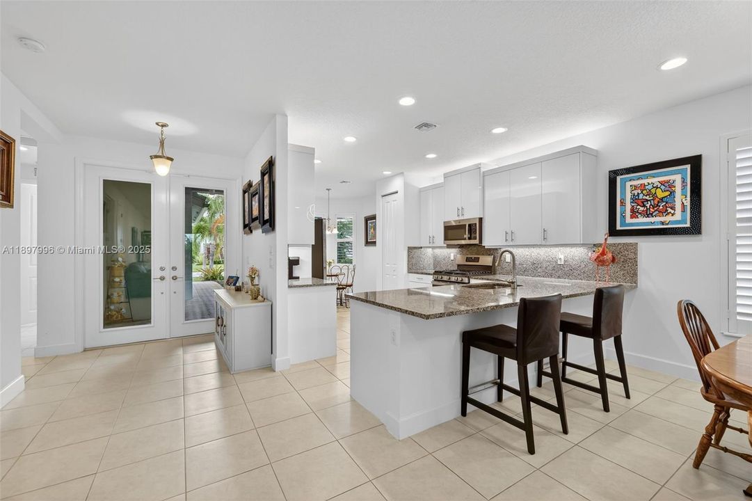 For Sale: $495,000 (3 beds, 2 baths, 1841 Square Feet)