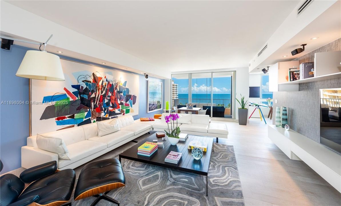 Recently Sold: $5,100,000 (3 beds, 5 baths, 2790 Square Feet)