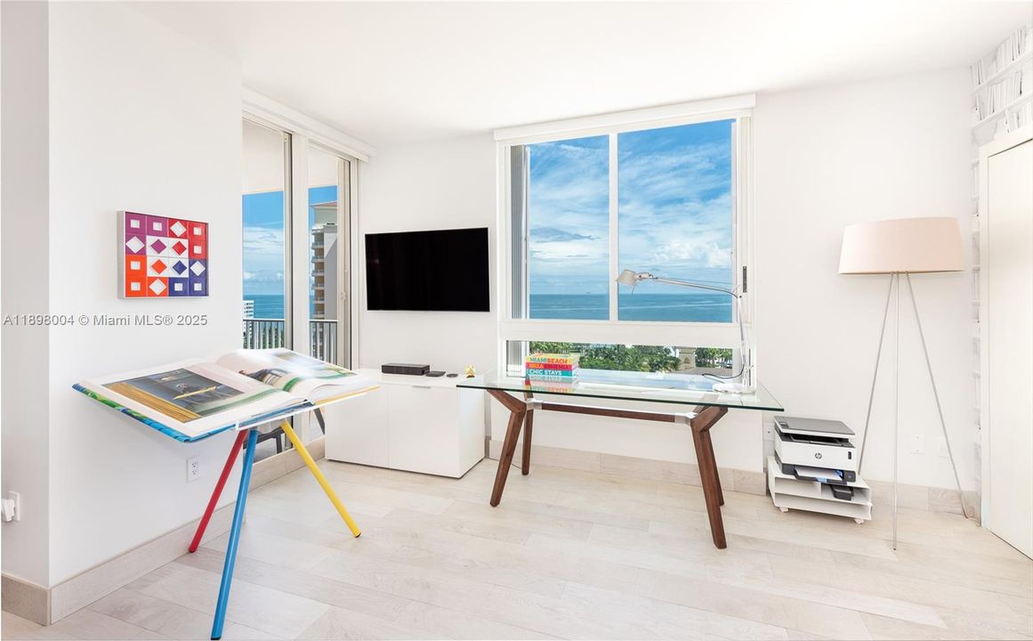 Recently Sold: $5,100,000 (3 beds, 5 baths, 2790 Square Feet)