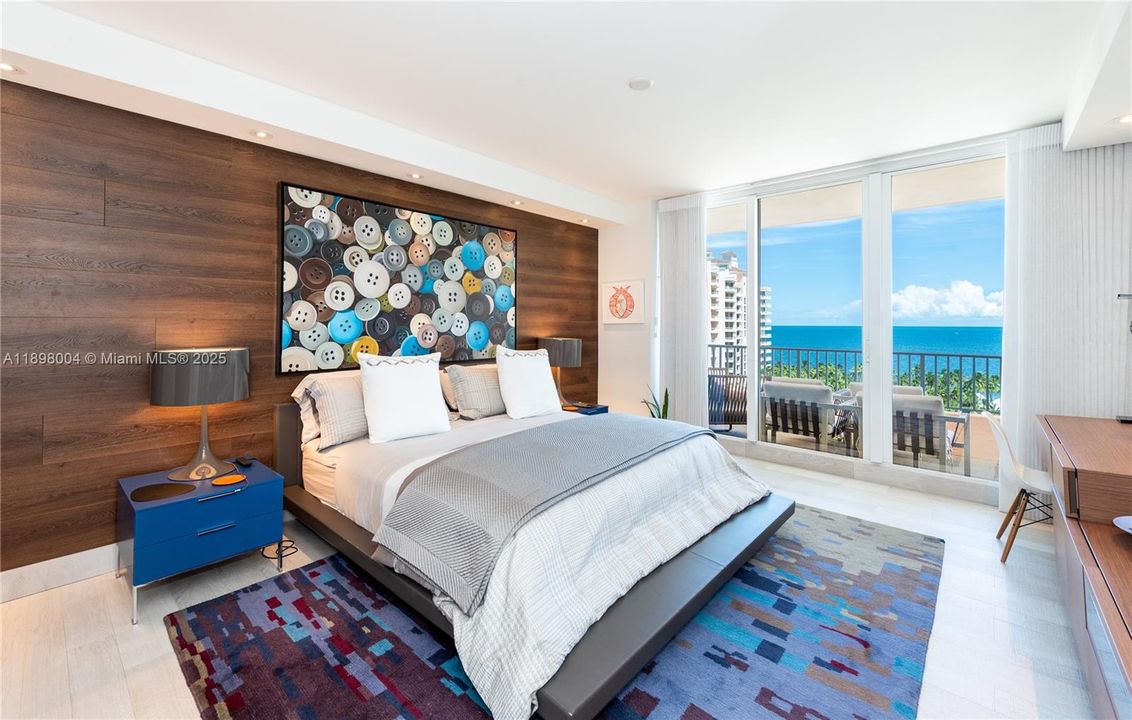 Recently Sold: $5,100,000 (3 beds, 5 baths, 2790 Square Feet)