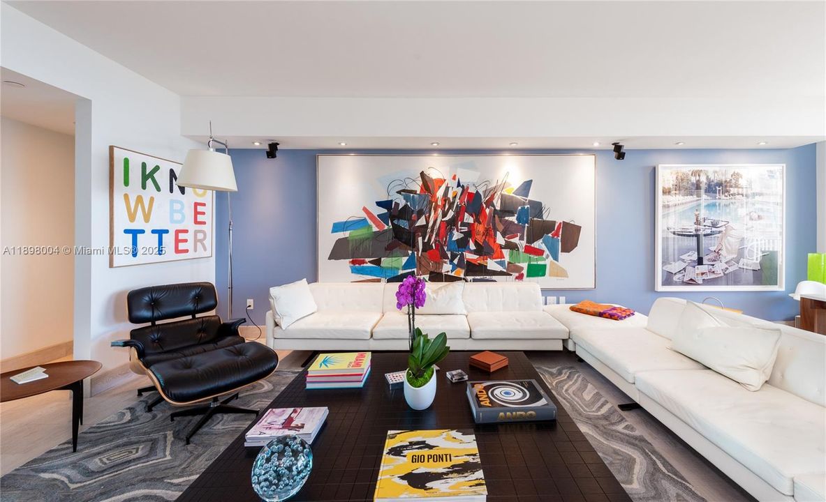 Recently Sold: $5,100,000 (3 beds, 5 baths, 2790 Square Feet)