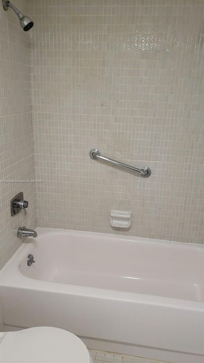 For Sale: $189,000 (2 beds, 2 baths, 1133 Square Feet)