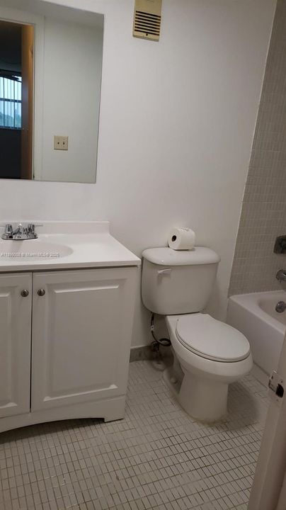 For Sale: $189,000 (2 beds, 2 baths, 1133 Square Feet)