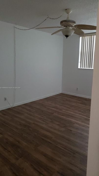 For Sale: $189,000 (2 beds, 2 baths, 1133 Square Feet)