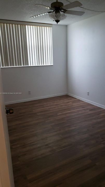 For Sale: $189,000 (2 beds, 2 baths, 1133 Square Feet)