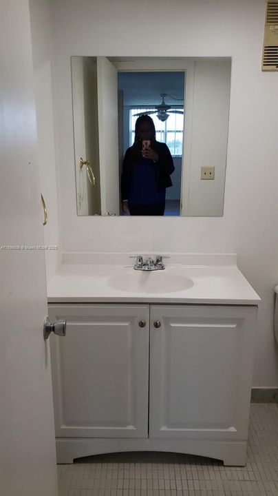 For Sale: $189,000 (2 beds, 2 baths, 1133 Square Feet)