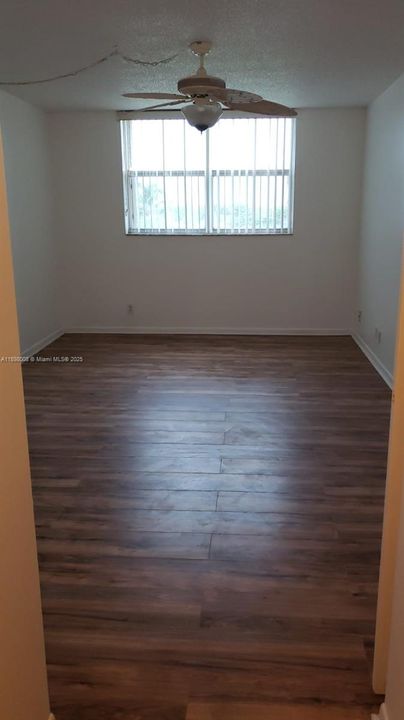 For Sale: $189,000 (2 beds, 2 baths, 1133 Square Feet)