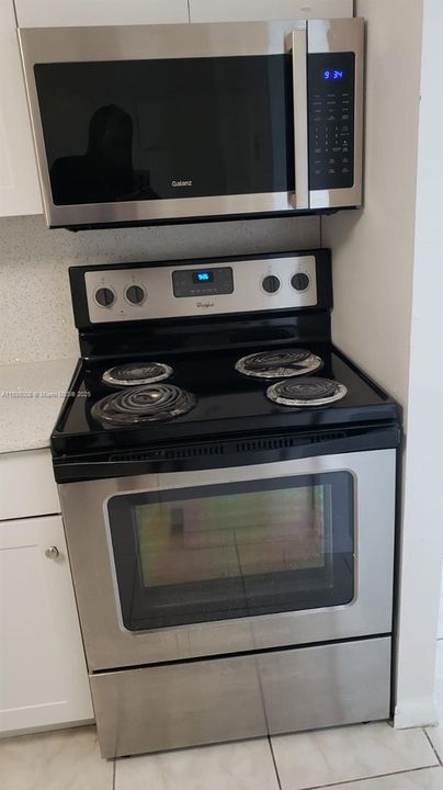 For Sale: $189,000 (2 beds, 2 baths, 1133 Square Feet)