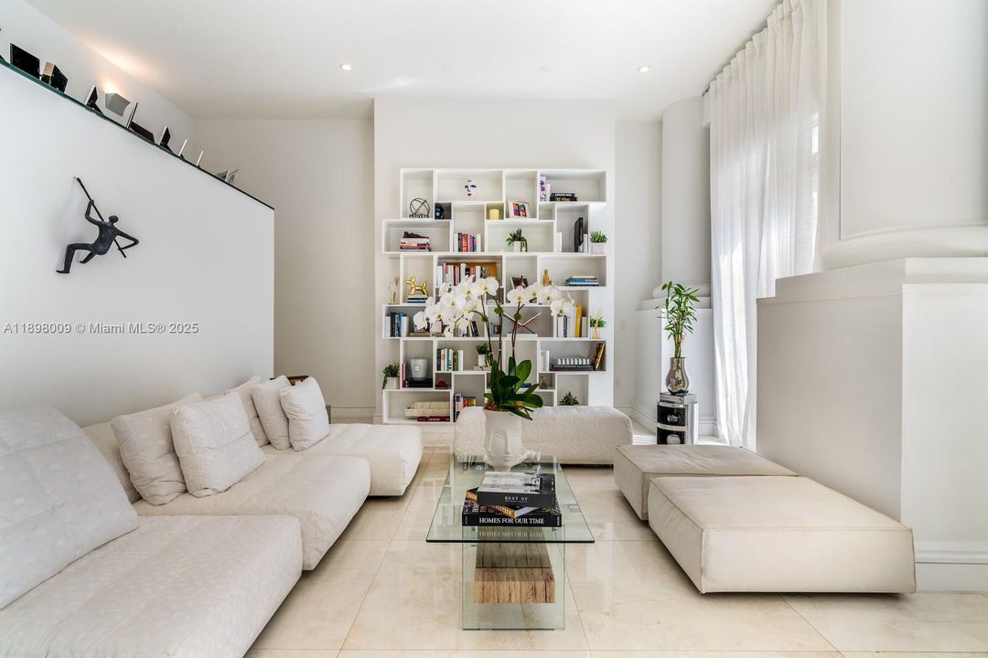 Open plan living/dining