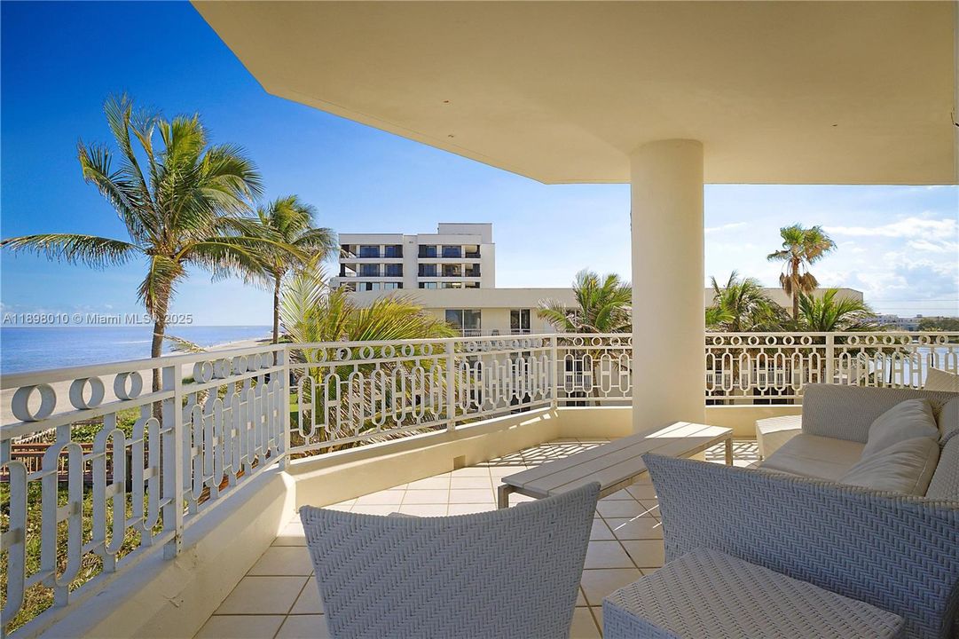 Recientemente alquilado: $14,000 (3 camas, 3 baños, 3500 Pies cuadrados)